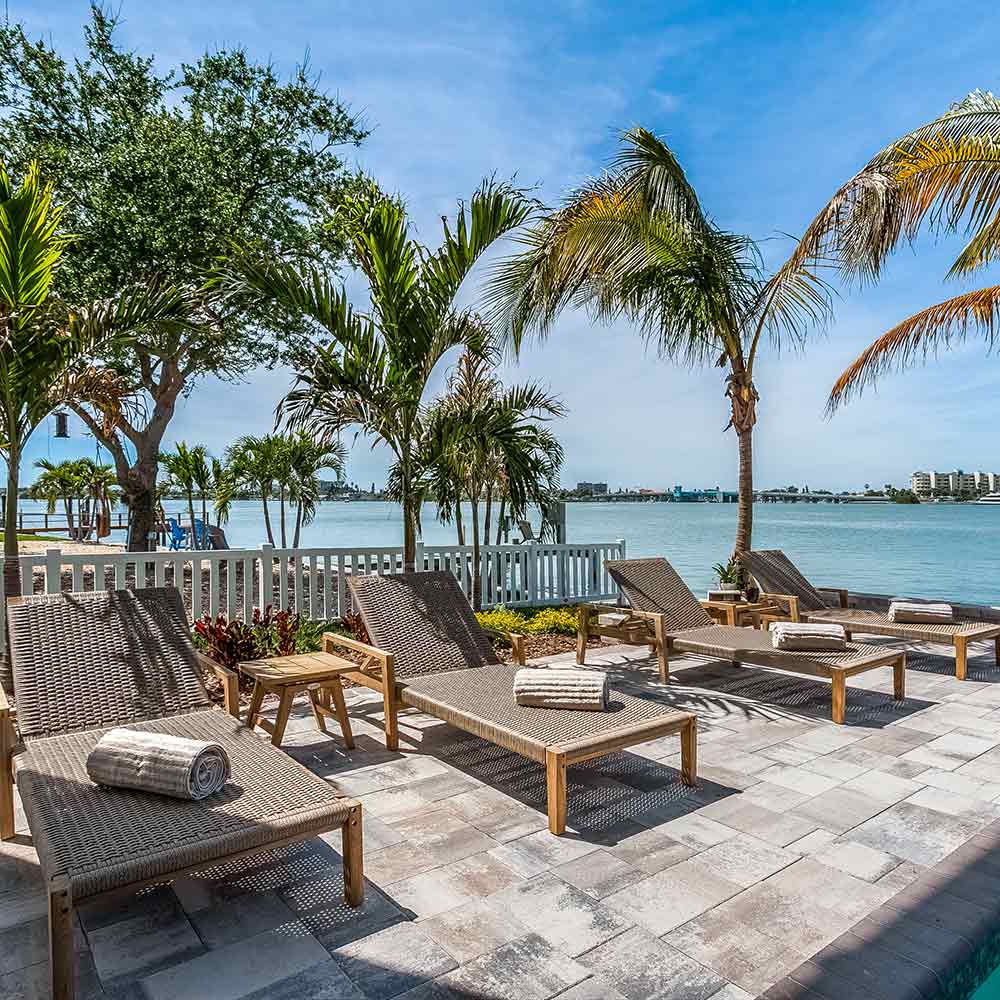 Royal Teak Collection Sun Lounging Admiral Chair