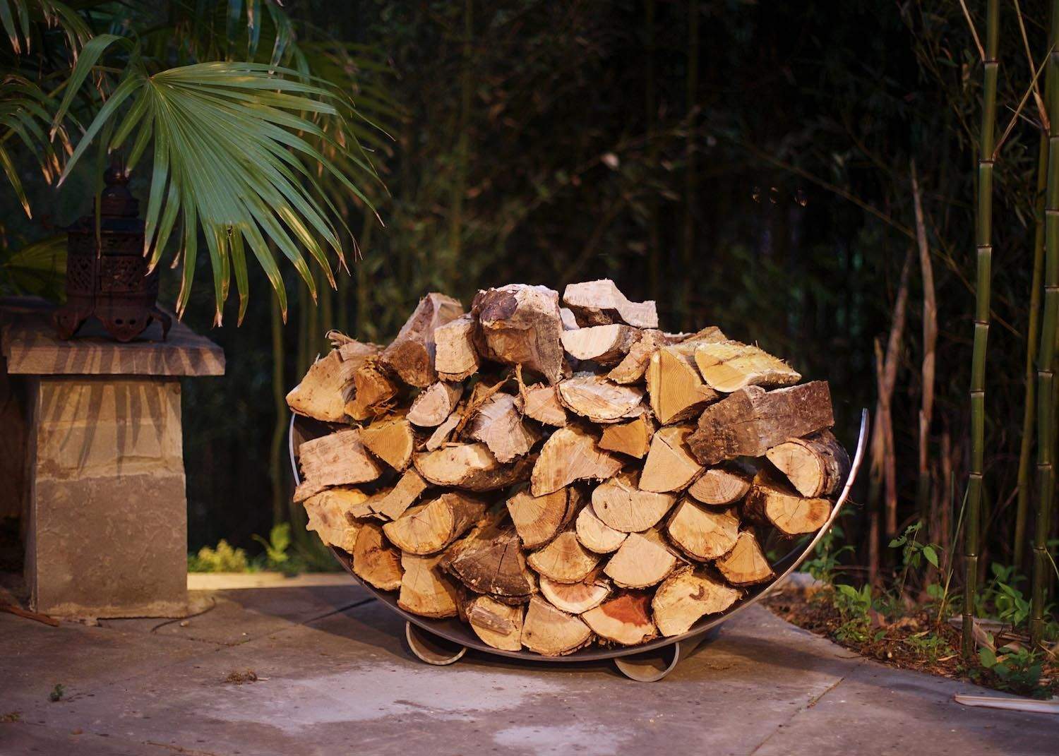 Fire Pit Art Crescent Wood Log Rack, Stainless Steel
