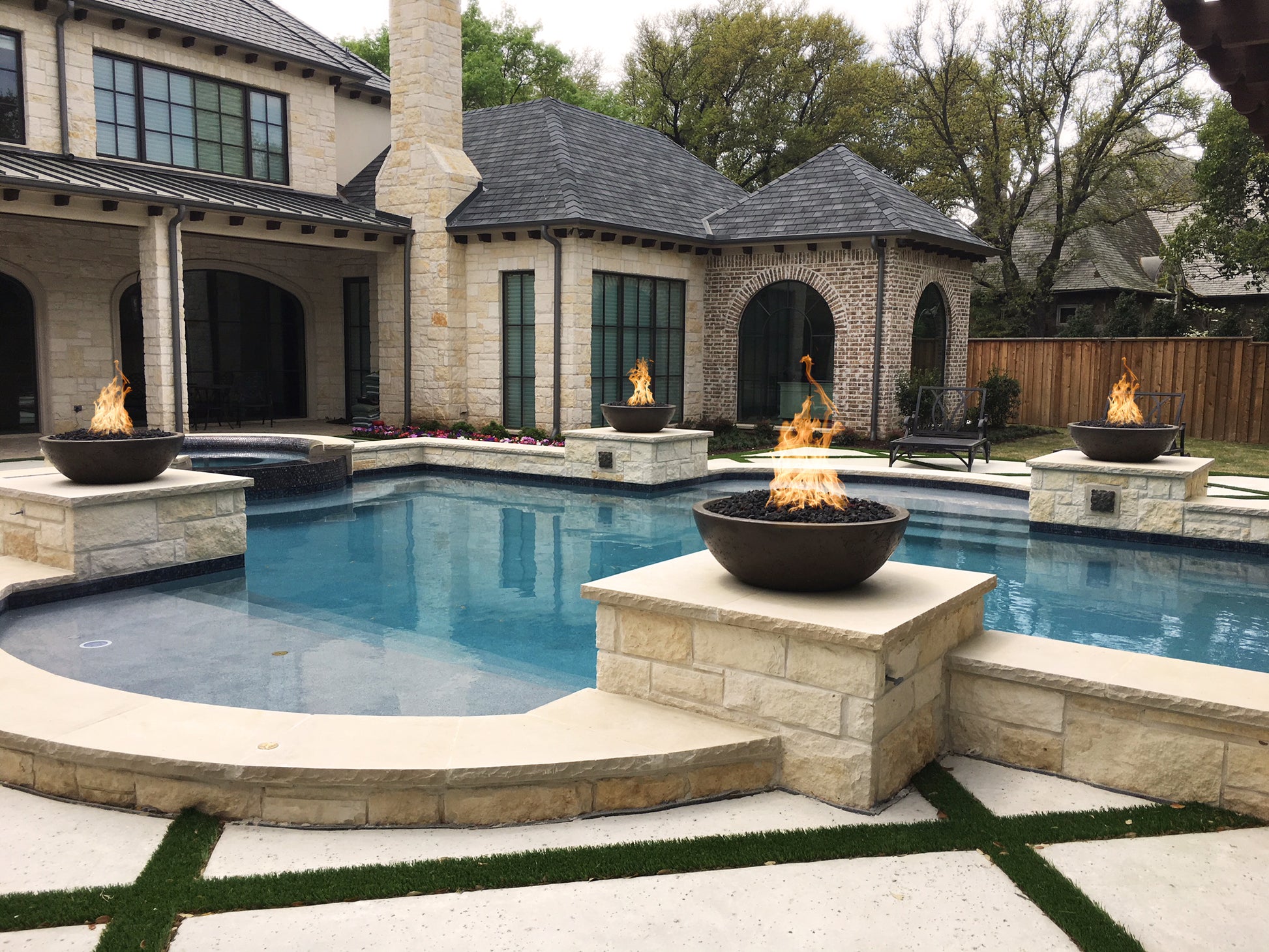 TOP Fires by The Outdoor Plus Sedona Round Concrete Gas Fire Bowl