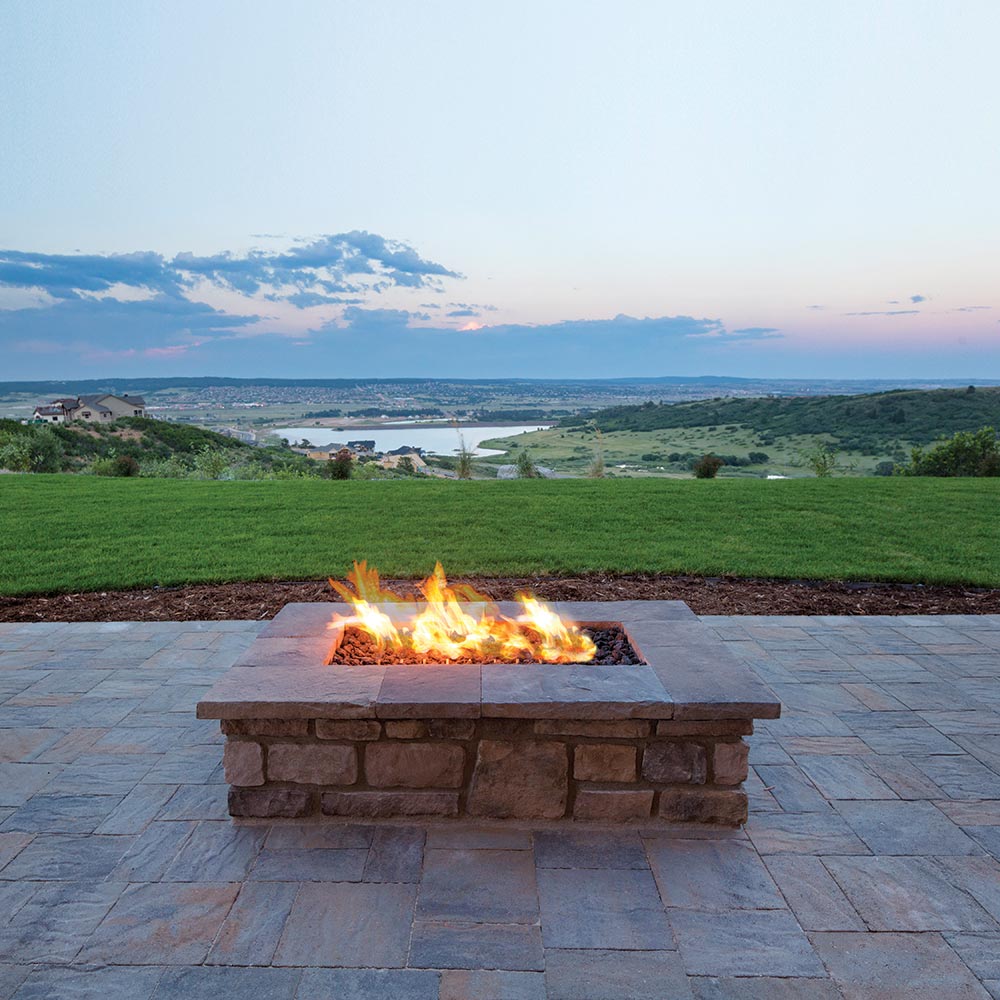 Warming Trends UPK Match Light Universal Paver Kit