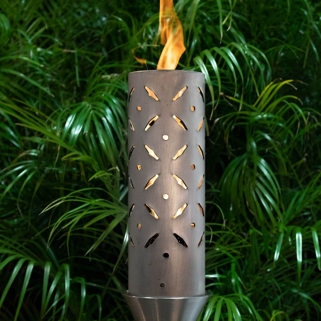Stainless steel outdoor torch with diamond cutout cylinder and active flame