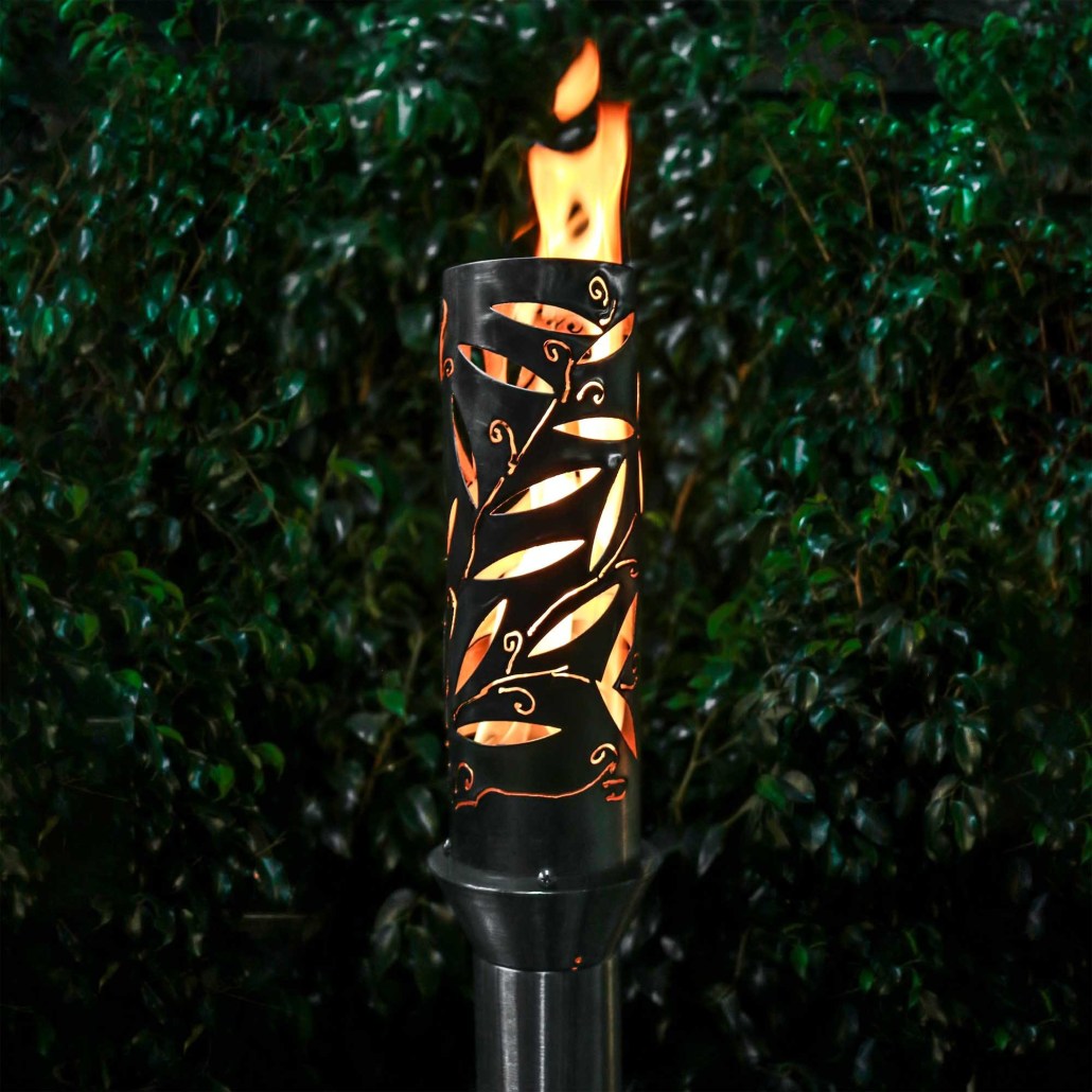 Havana outdoor torch with black metal decorative sleeve and flame on top